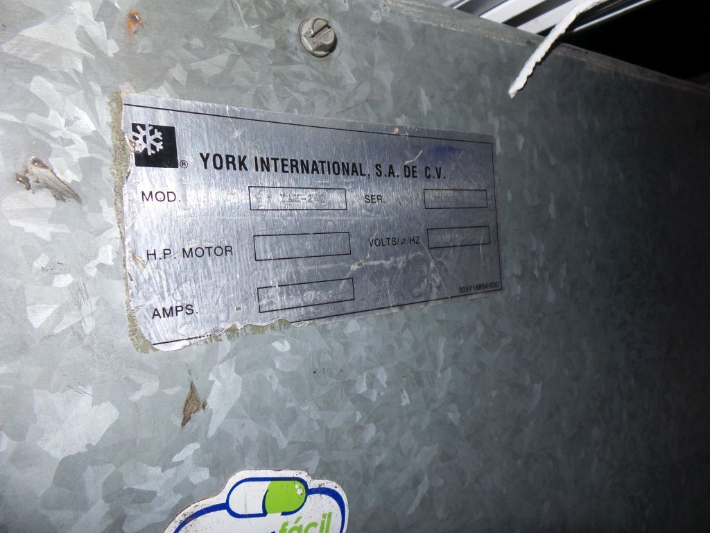 Lote 029 - Equipo de aire acondicionado York YAH-240, 20 Ton - Imagen 2