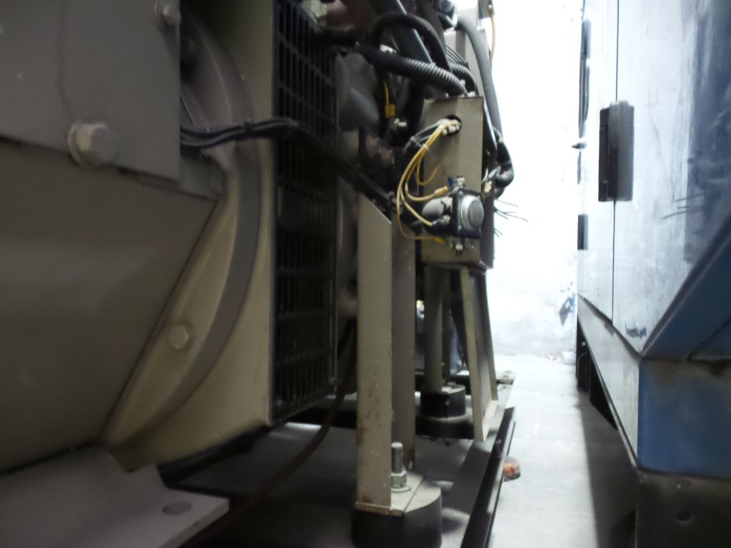 Lote 001 - Planta de Emergencia 50 KW, Motor Cummins - Imagen 17