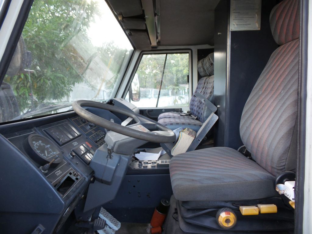 Lote 043- Grúa draga Terex, modelo ATT 1300, MOTOR MERCEDES BENZ - Imagen 12