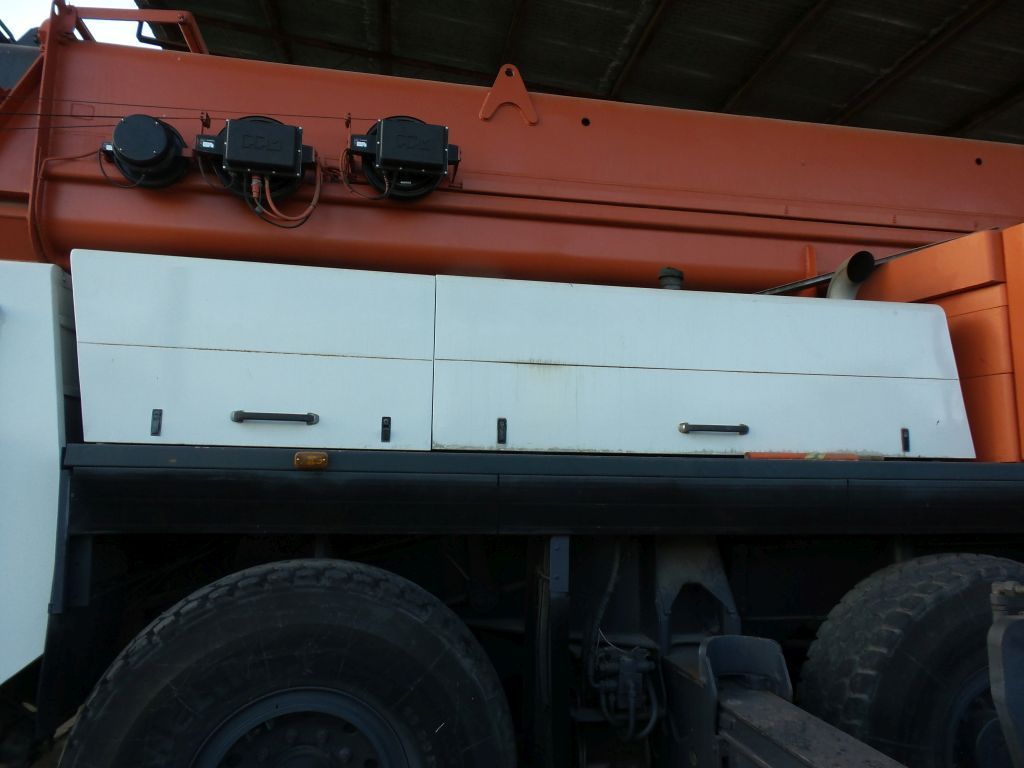 Lote 043- Grúa draga Terex, modelo ATT 1300, MOTOR MERCEDES BENZ - Imagen 20