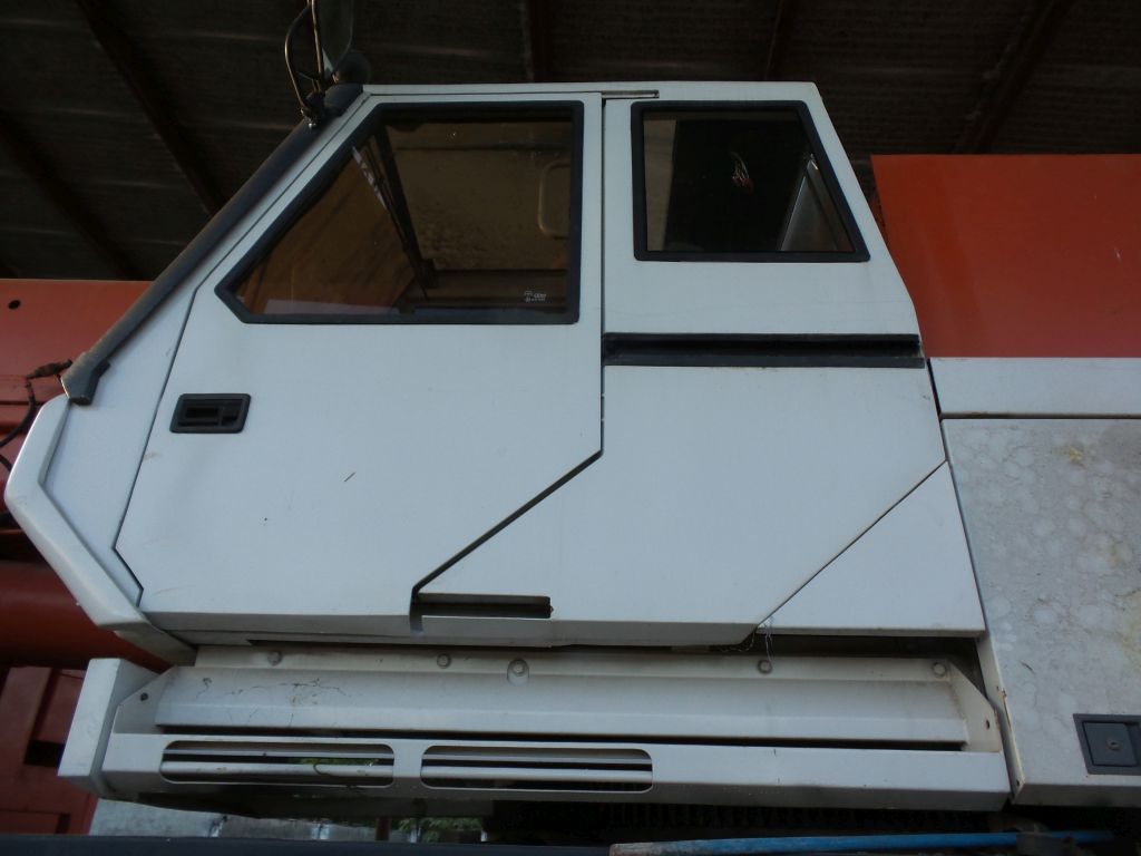 Lote 043- Grúa draga Terex, modelo ATT 1300, MOTOR MERCEDES BENZ - Imagen 30