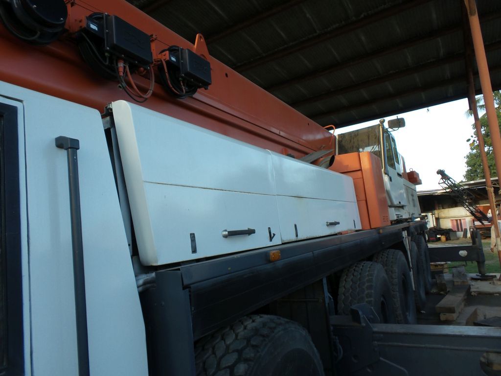 Lote 043- Grúa draga Terex, modelo ATT 1300, MOTOR MERCEDES BENZ - Imagen 32