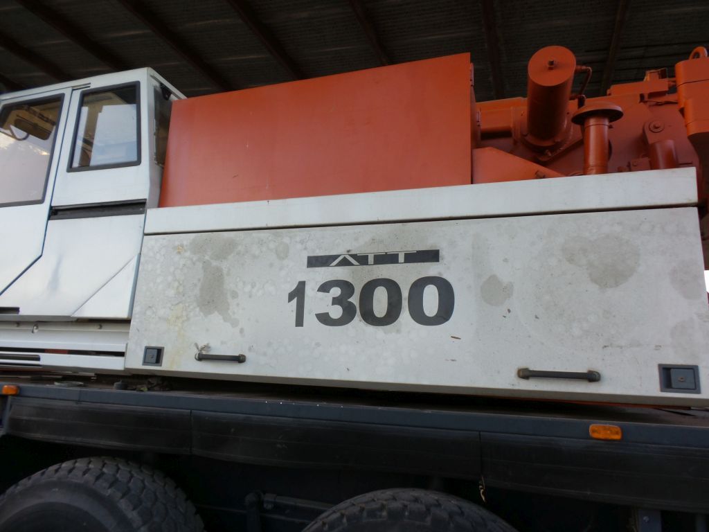 Lote 043- Grúa draga Terex, modelo ATT 1300, MOTOR MERCEDES BENZ - Imagen 86