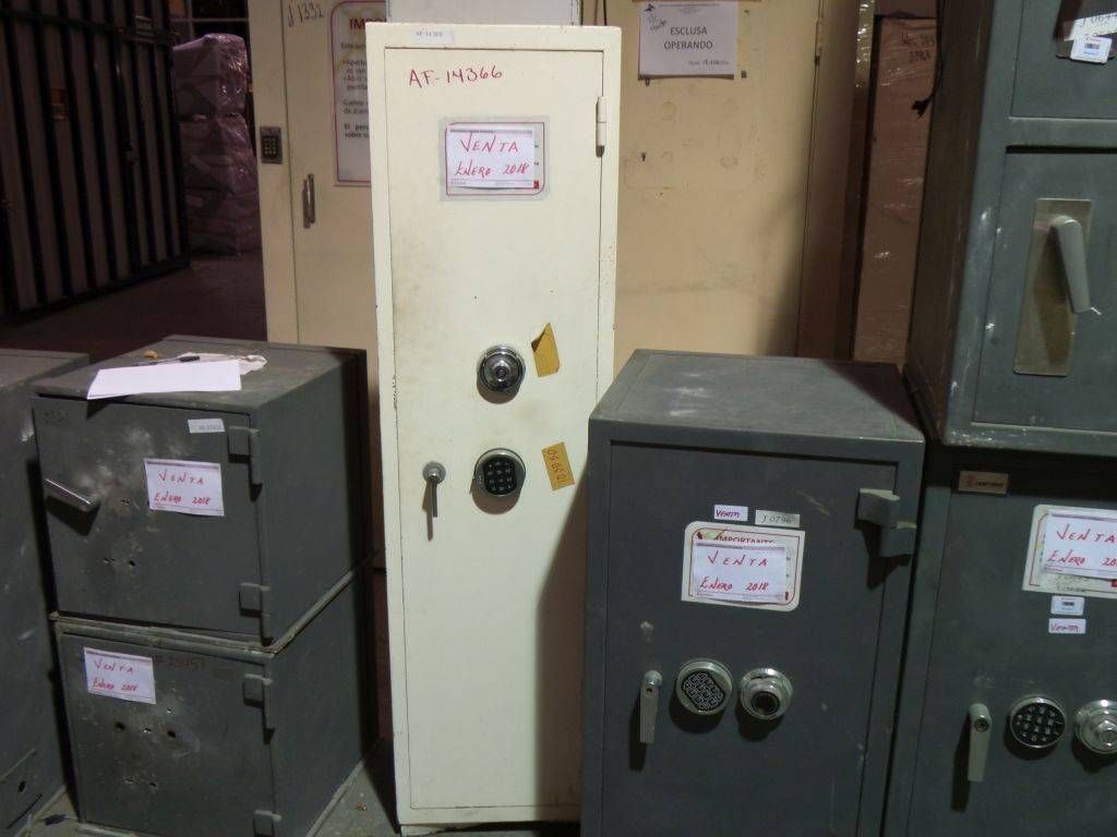 Lote 010 - 10 Cajas fuertes grandes y Locker con caja fuerte - Imagen 6
