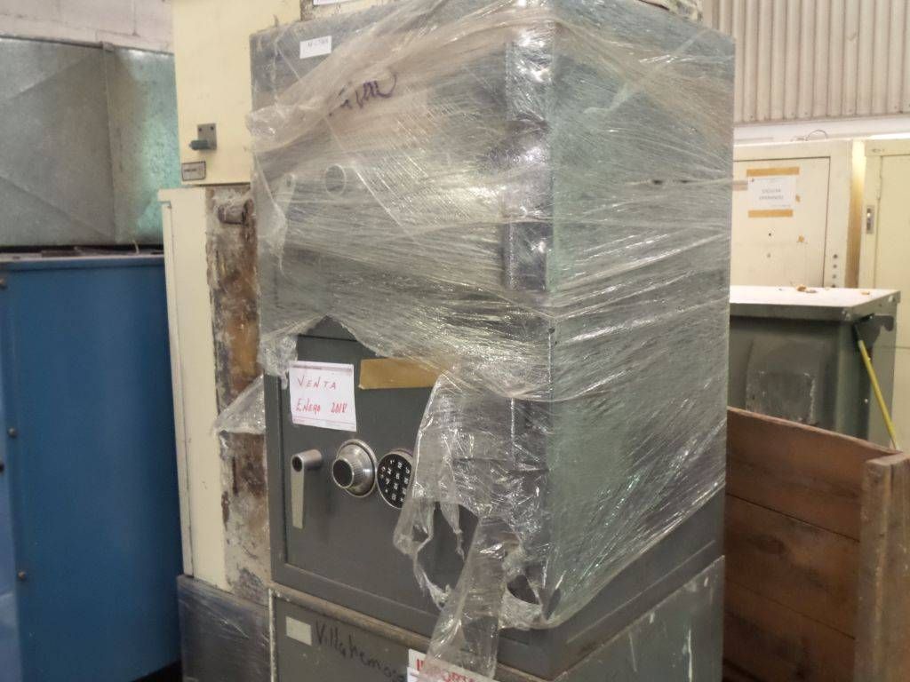 Lote 010 - 10 Cajas fuertes grandes y Locker con caja fuerte - Imagen 13