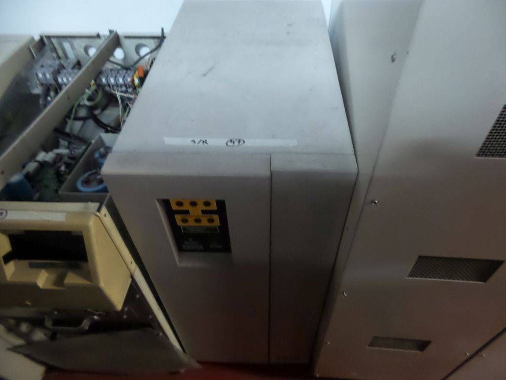 Lote 006 - Equipo eléctrico, UPS Best Power, Gabinetes y Motores - Imagen 36