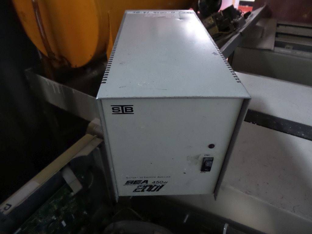 Lote 006 - Equipo eléctrico, UPS Best Power, Gabinetes y Motores - Imagen 113