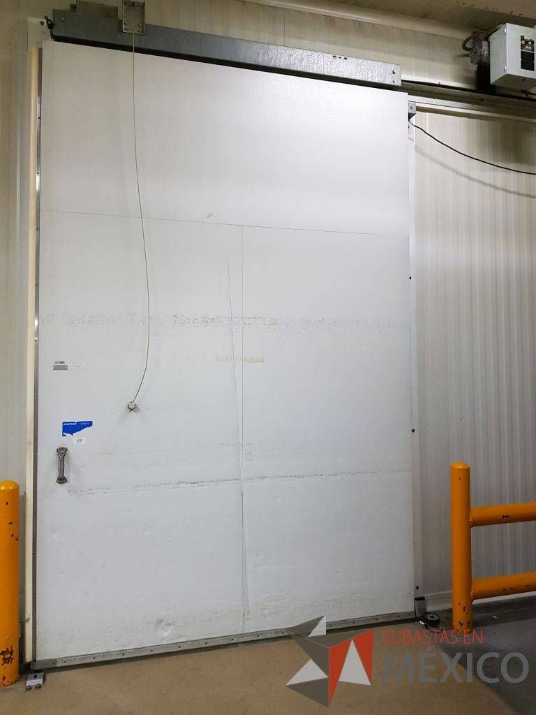 Lote 041 - Puerta para cámara fría, automatizada, no sirve sistema eléctrico - Imagen 2
