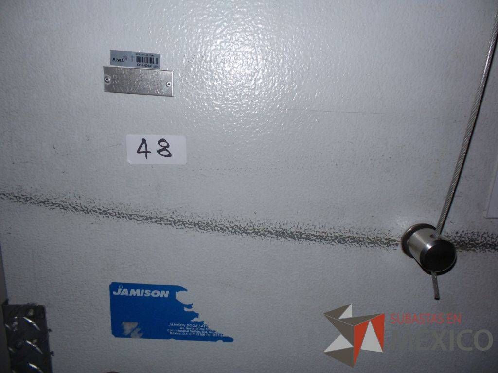 Lote 049 - Puerta para cámara fría, automatizada, no funciona sistema eléctrico - Imagen 3
