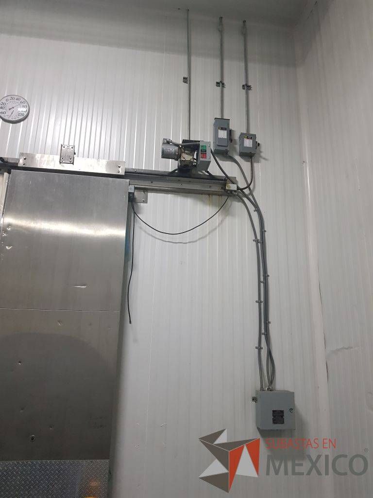 Lote 182 - 2 Puertas Eléctricas (no sirve sistema eléctrico) 2.24 Ancho X 3.70 Alto - Imagen 8