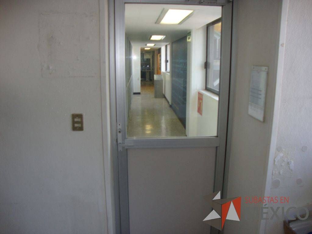 Lote 208 - 6 Puertas de aluminio y 1 Puerta de dos piezas Aluminio - Imagen 9