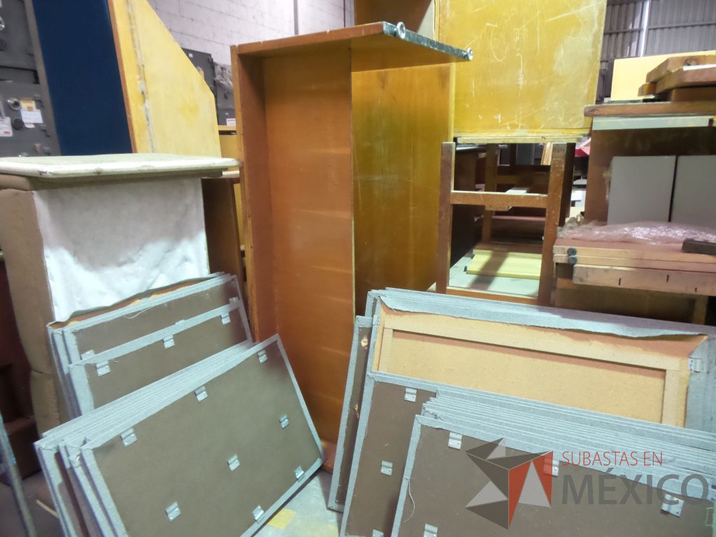 Lote 005 - Cubiertas de escritorio, mesas rectangulares, mesas de trabajo, mesas de papelera ect. - Imagen 18