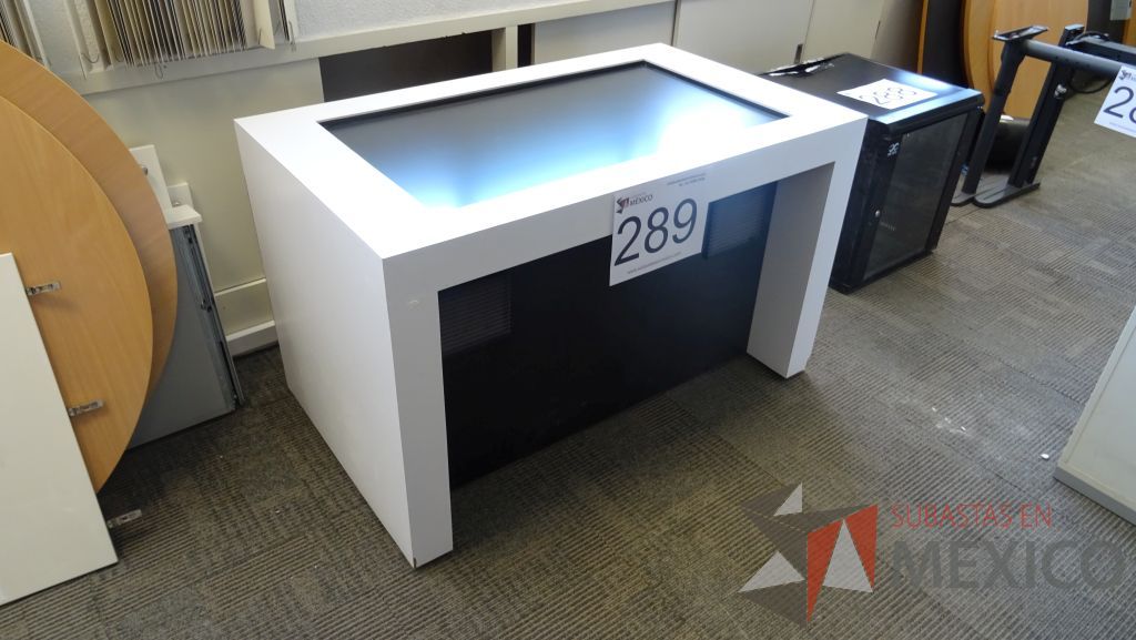 Lote 246 - 6 Gabinetes, Credenza, Mesa, Credenza, Archiveros - Imagen 11