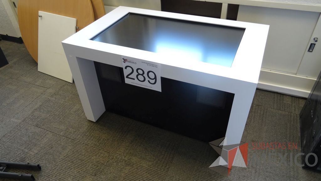 Lote 246 - 6 Gabinetes, Credenza, Mesa, Credenza, Archiveros - Imagen 12