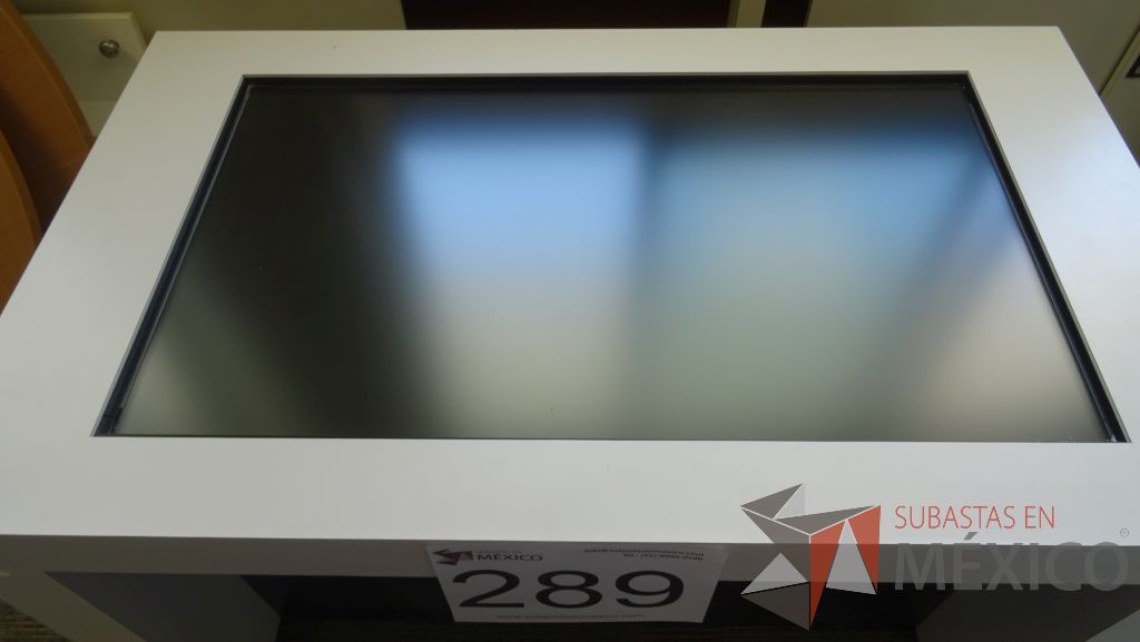 Lote 246 - 6 Gabinetes, Credenza, Mesa, Credenza, Archiveros - Imagen 13