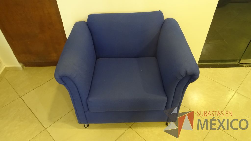 Lote 010 - 2 Sillones individuales en color azul - Imagen 4