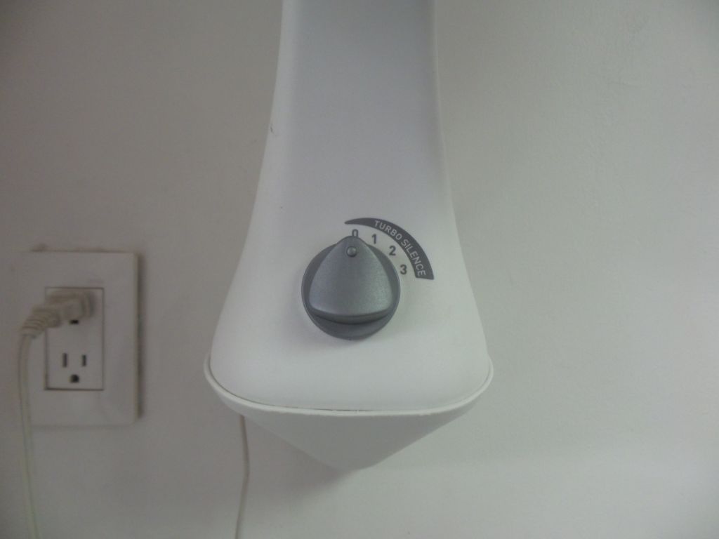 Lote 070 - 2 Ventiladores de pared color blanco marca T-fal, 3 velocidades - Imagen 15