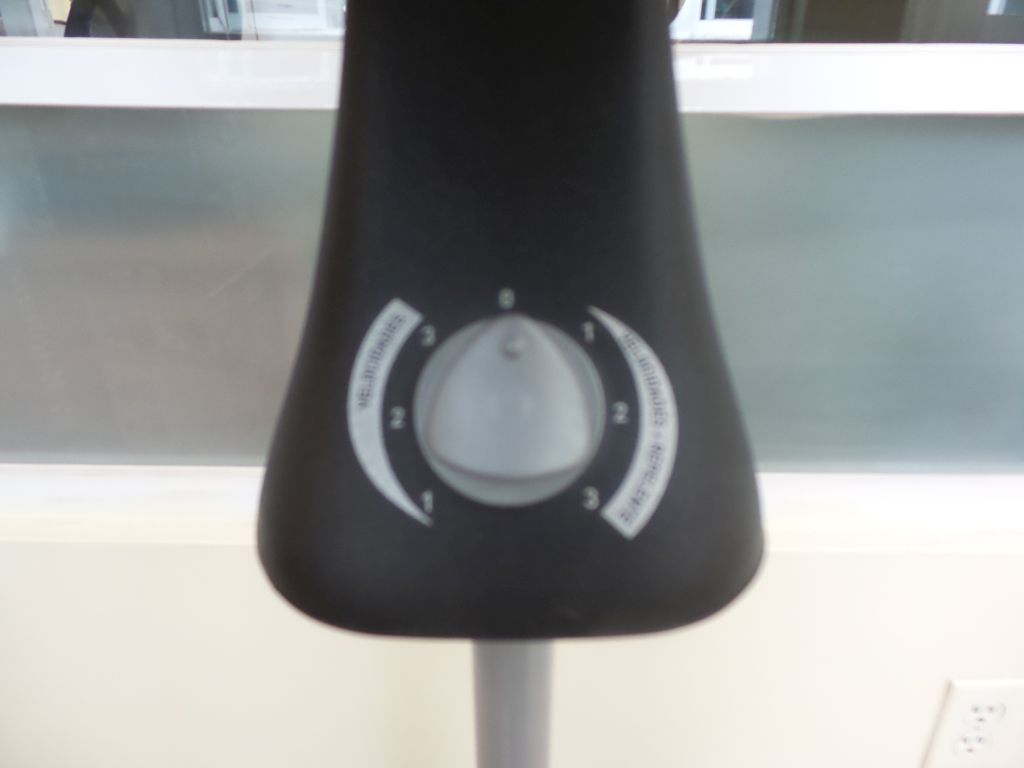 Lote 063 - 2 Ventiladores de pie color negro marca T-fal, 3 velocidades - Imagen 13