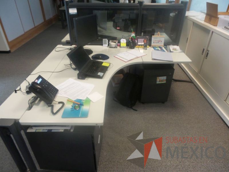 Lote 036 - 2 Estaciones de trabajo para 1 persona en forma de L - Imagen 4