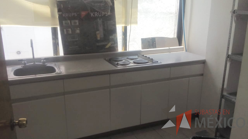 Lote 075 - Cocineta con Parrilla y Campana marca Teka Modelo C-902, Gabinete con 7 puertas y Tarja - Imagen 10