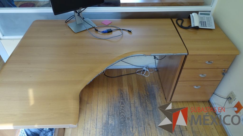 Lote 030 - Oficina operativa, Escritorio, Archivero y Gabinete