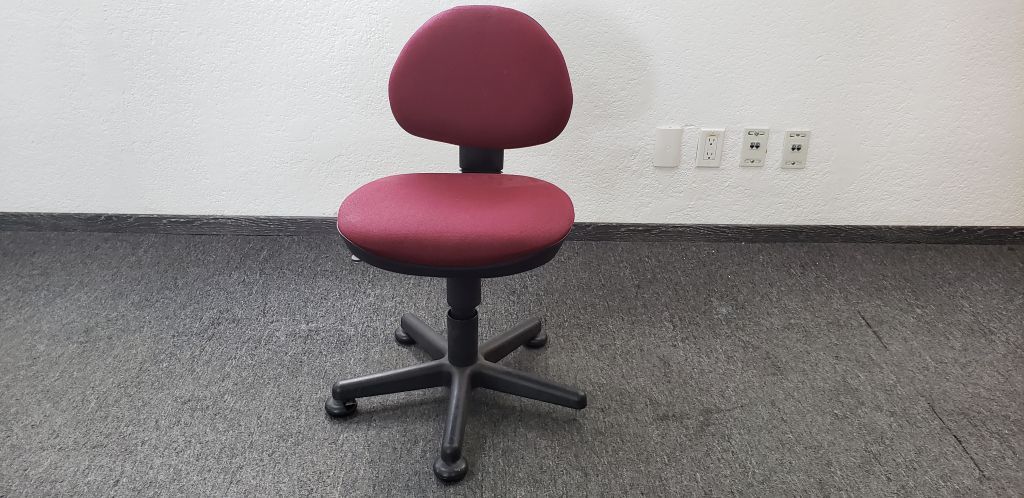 Lote 016 - Lote de mobiliario, Mesas, estación de Trabajo, Sillas, Persiaas, Anaquel, ubicado en Planta Ecatepec - Imagen 19