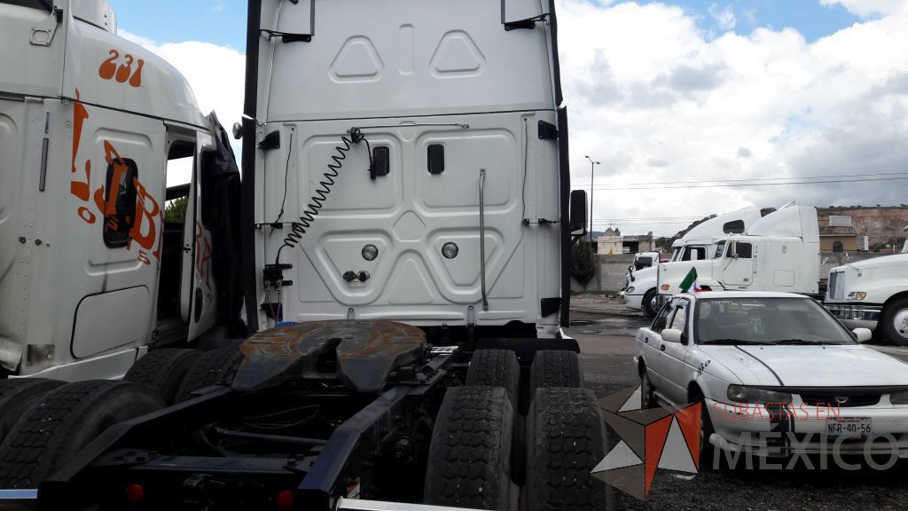 Lote 010 - Tracto camión, FREIGHTLINER, CASCADIA, 2017 - Imagen 6