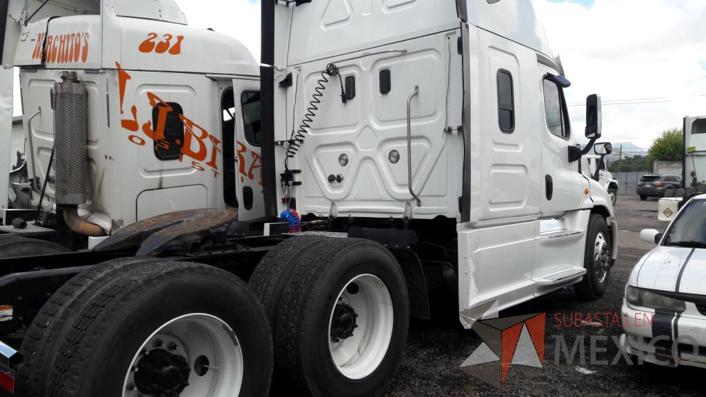 Lote 010 - Tracto camión, FREIGHTLINER, CASCADIA, 2017 - Imagen 9