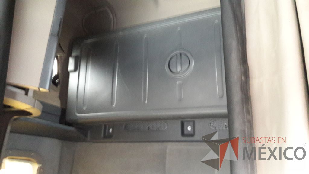 Lote 010 - Tracto camión, FREIGHTLINER, CASCADIA, 2017 - Imagen 13