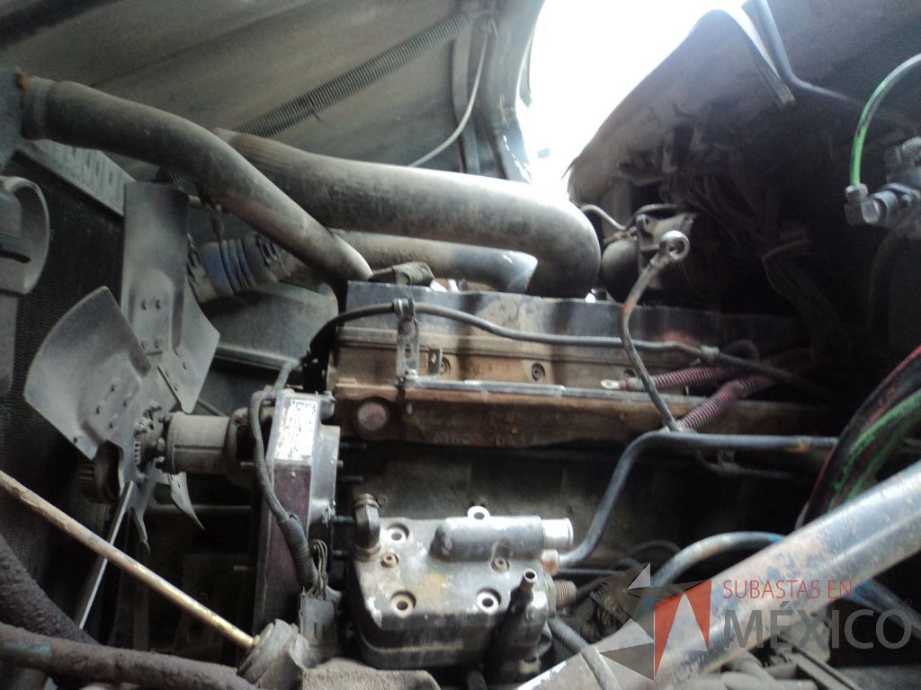 Lote 006 - Camión Freightliner FL70 2003 - Imagen 13