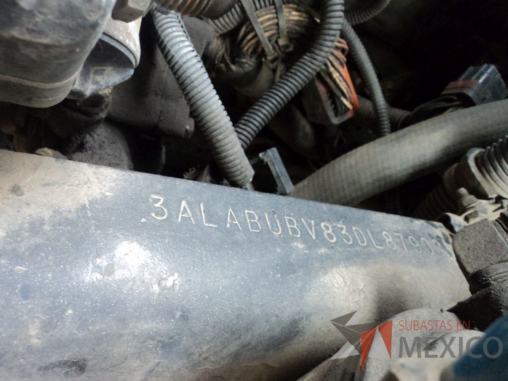 Lote 006 - Camión Freightliner FL70 2003 - Imagen 14