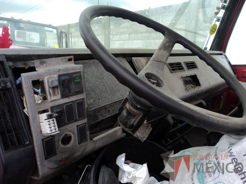 Lote 004 - Camión, FREIGHTLINER, FL70, 2003 - Imagen 13