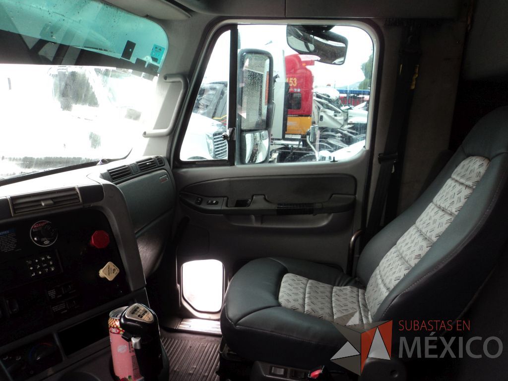 Lote 009 - Tracto camión, Freightliner CL120, 2011 - Imagen 10