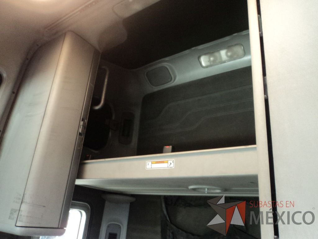 Lote 009 - Tracto camión, Freightliner CL120, 2011 - Imagen 13