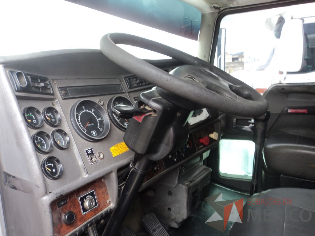 Lote 007 - Tracto camión, KENWORTH, T300, 2008 - Imagen 7