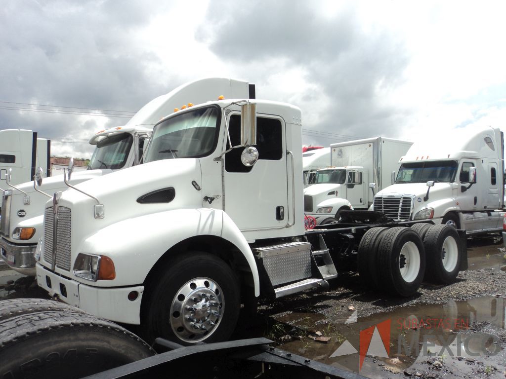 Lote 007 - Tracto camión, KENWORTH, T300, 2008 - Imagen 14