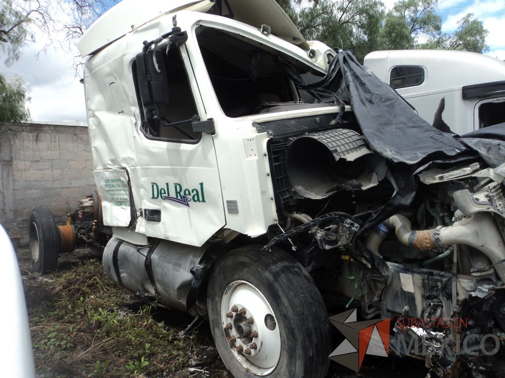 Lote 011 - Tracto camión,VOLVO, VNL64T-430, 2012 - Imagen 2