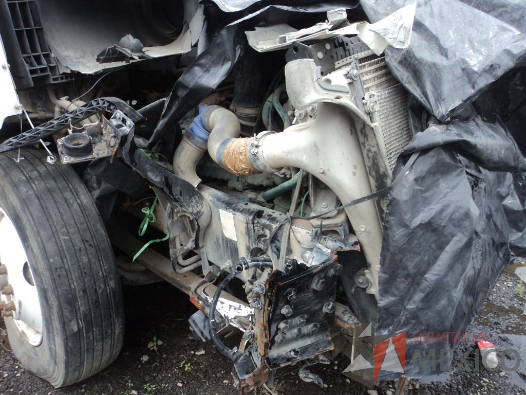 Lote 011 - Tracto camión,VOLVO, VNL64T-430, 2012 - Imagen 3