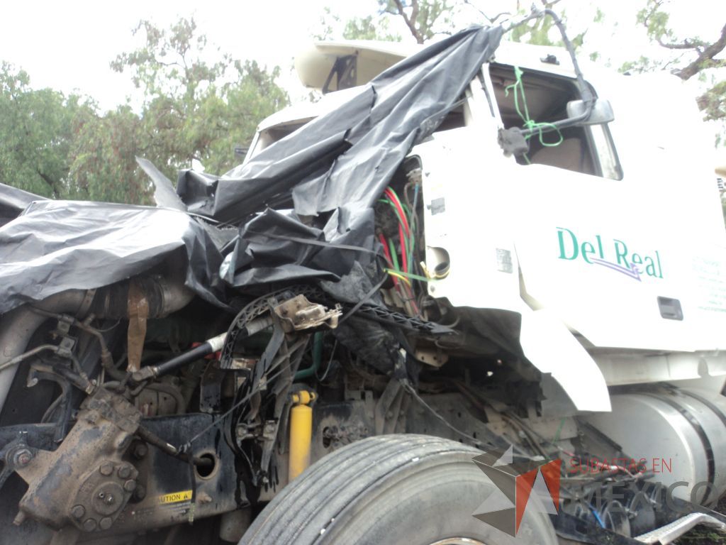 Lote 011 - Tracto camión,VOLVO, VNL64T-430, 2012 - Imagen 8