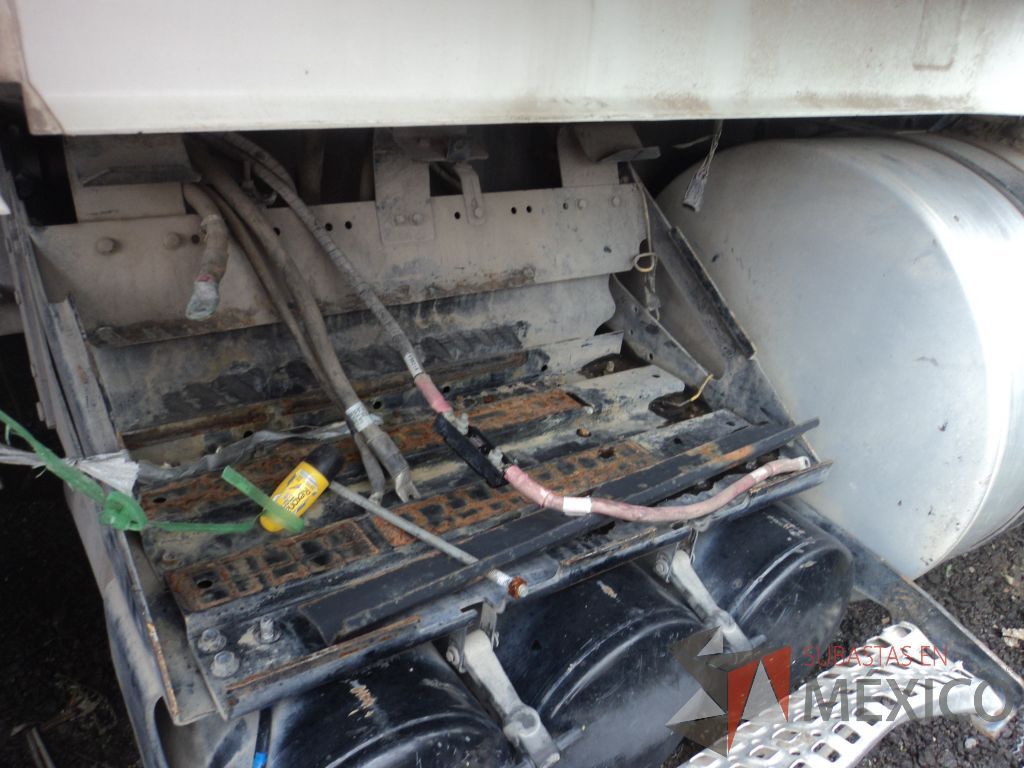 Lote 011 - Tracto camión,VOLVO, VNL64T-430, 2012 - Imagen 11