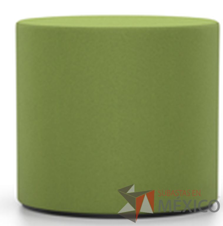 Lote 105 - 2 Visiona verde con acolchado en espuma de poliuretano con núcleo de poliestireno y relleno de poliéster, tapizado en tela. Base de tablero MDF con deslizadores de fieltro