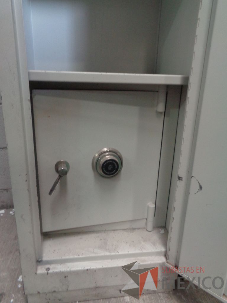 Lote 001 - Lote con 4 Cajas de seguridad, 10 Cajas Fuertes, 2 Gavetas con Caja Fuerte y 1 Transfer - Imagen 40