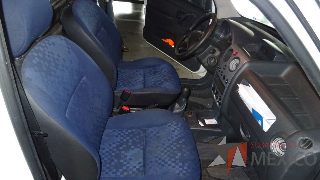 Lote 001 - Camioneta Peugeot Partner VU, Con puerta Corrediza, Año 2011 - Imagen 16