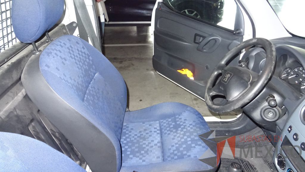 Lote 001 - Camioneta Peugeot Partner VU, Con puerta Corrediza, Año 2011 - Imagen 15