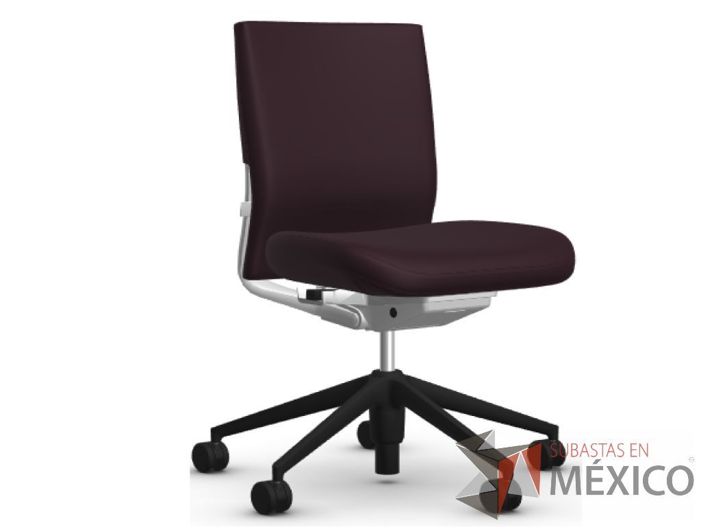 Lote 001 - ID Soft. Con respaldo y asiento en tela color marrón, sin brazos, ajuste de altura mediante piston neumático.