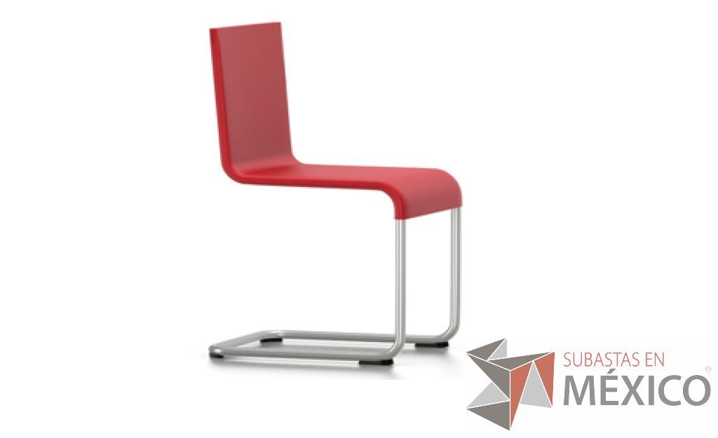 Lote 089 - .05 Carcasa de asiento en espuma integral de poliuretano con efecto acolchado, autoportante sobre estructura de acero tubular.