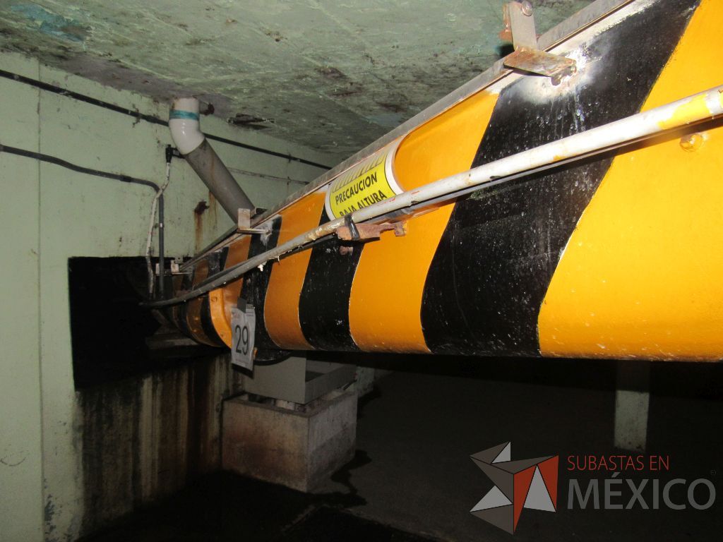 Lote 029 - Arrastrador que atraviesa el pasillo del Germinador 6 al transportador helicoidal - Imagen 3