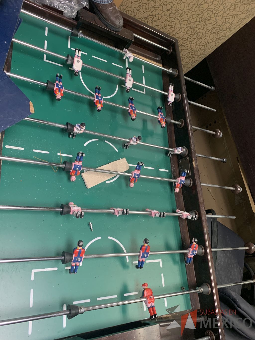 Lote 011 - 22 Archiveros, 65 Mamparas, 6 Sofás, Cubiertas, Puerta Blindada, Futbolito... - Imagen 67