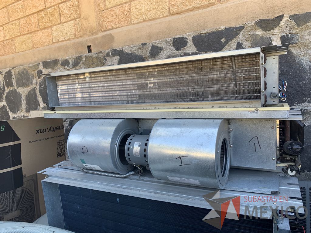 Lote 004 - 3 Condensadores, 3 Evaporadores, 2 CHiller´s