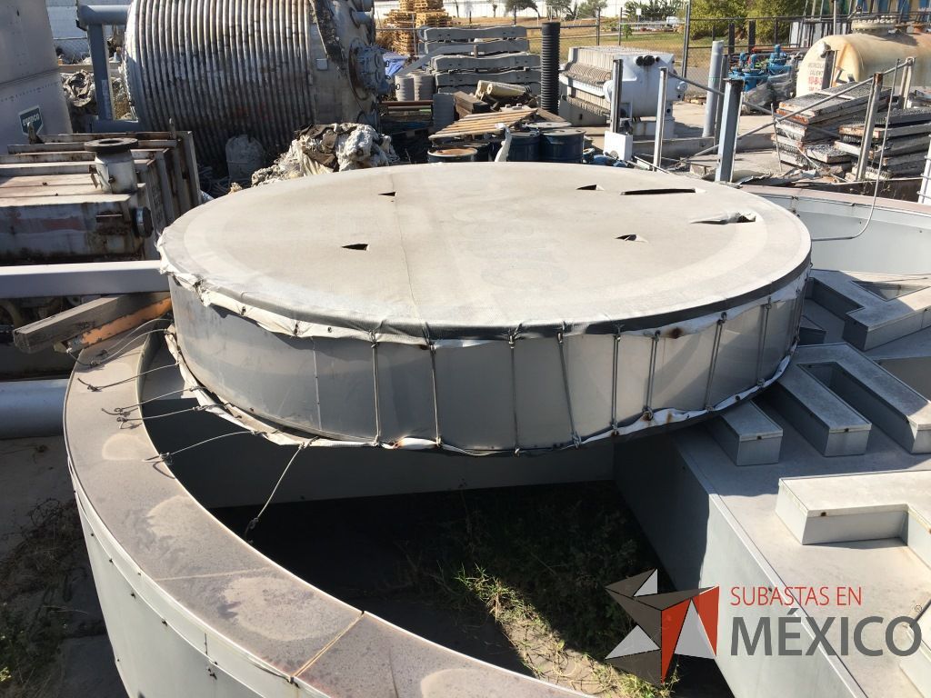 Lote 001 Contiene 2 Estructuras para anuncios espectaculares desmontadas en PB - Imagen 2